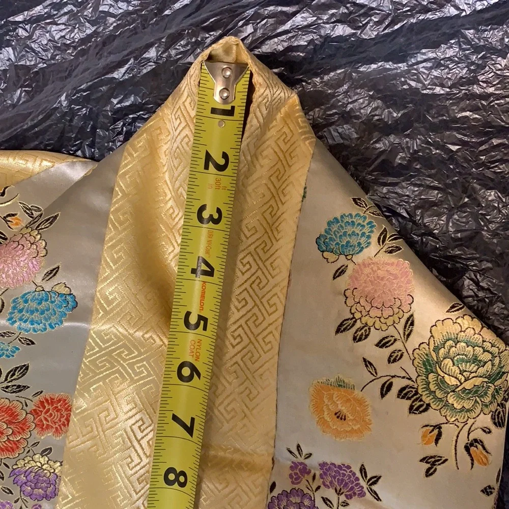 ELEGANT TABLE RUNNER ORIENTAL FLORAL FULLY LINED 74” LONG 15” WIDE